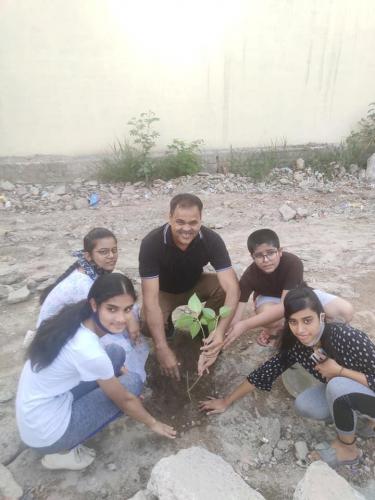 SAT-PRAKASH-RANA-NJP-BIJWASAN-TEAM-FOR-SAVE-TREE-AND-SAVE-WATER